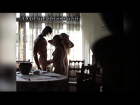 ❤️ Sex-Freunde laden einen riesigen Mann und einen Dreier mit ihm ein ❤ Just porn bei uns de.pornoxlxx.ru ❌