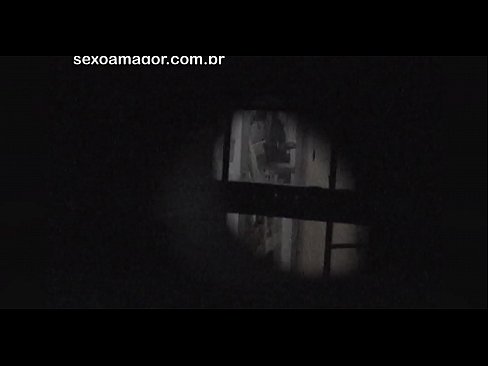 ❤️ Blondie wird heimlich von einem Voyeur aus der Nachbarschaft gefilmt, der sich hinter Hohlblocksteinen versteckt ❤ Just porn bei uns de.pornoxlxx.ru ❌